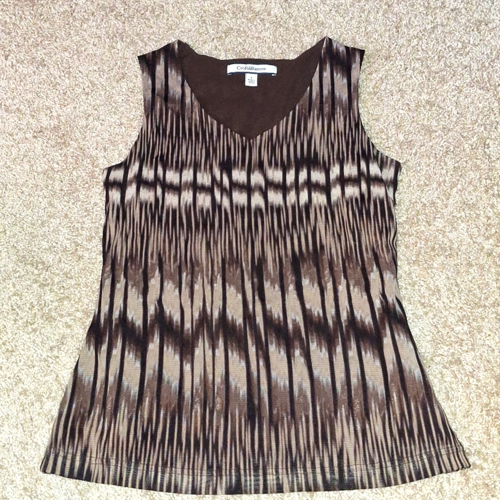 Croft & Barrow V-neck tank top